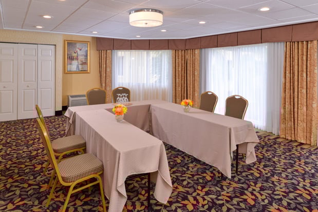 Images Holiday Inn Express Clearwater East - Icot Center by IHG