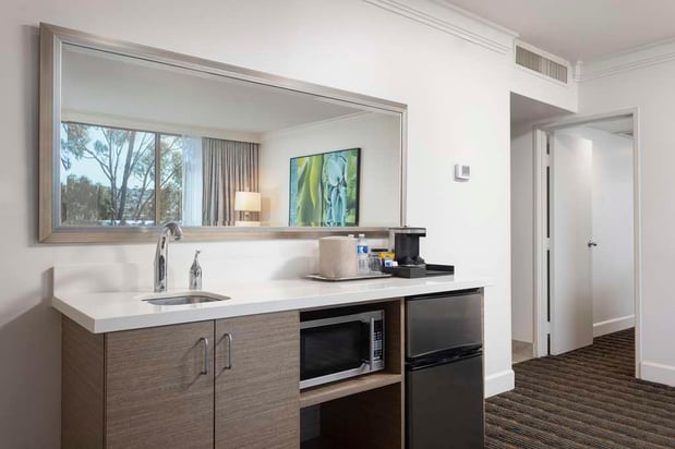 Images DoubleTree by Hilton San Diego Bayside