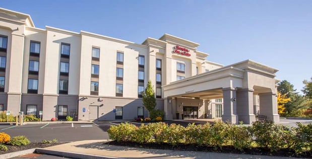 Images Hampton Inn & Suites Tilton