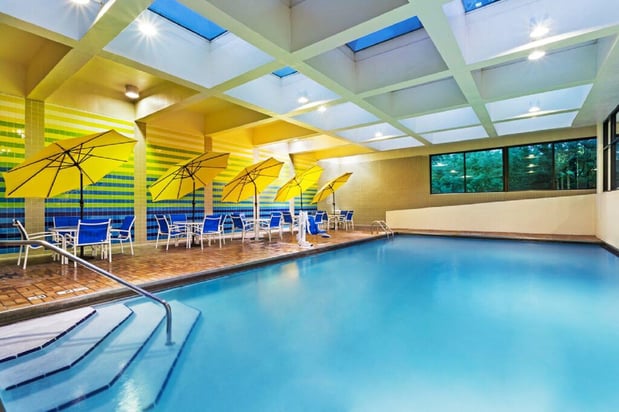 Images Crowne Plaza Knoxville Downtown University by IHG
