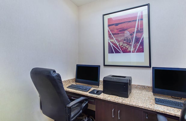 Images Holiday Inn Louisville Airport - Fair/Expo by IHG