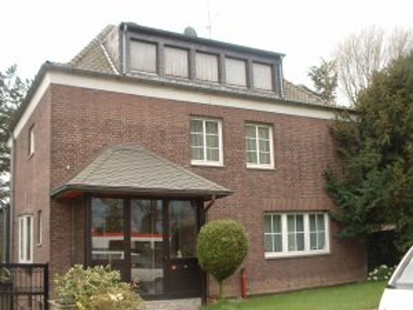 Dahmen Dachdeckermeister, Von-Ketteler-Straße 12 in Kempen