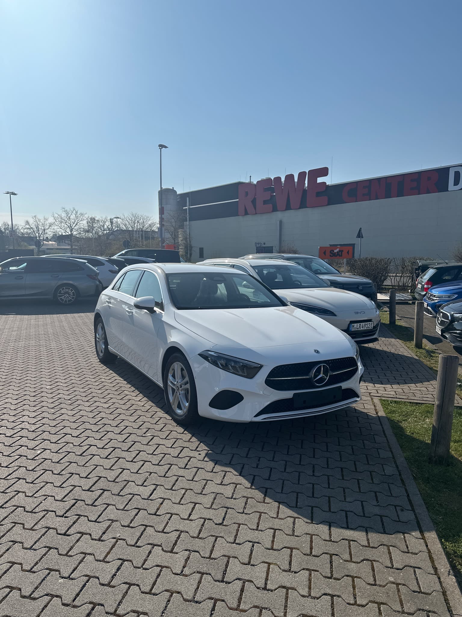 SIXT Autovermietung Darmstadt, Leydheckerstr. 20 in Darmstadt