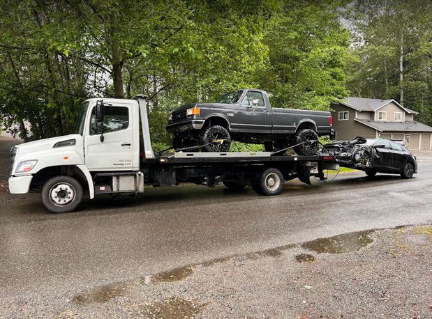 Images Artem's Towing
