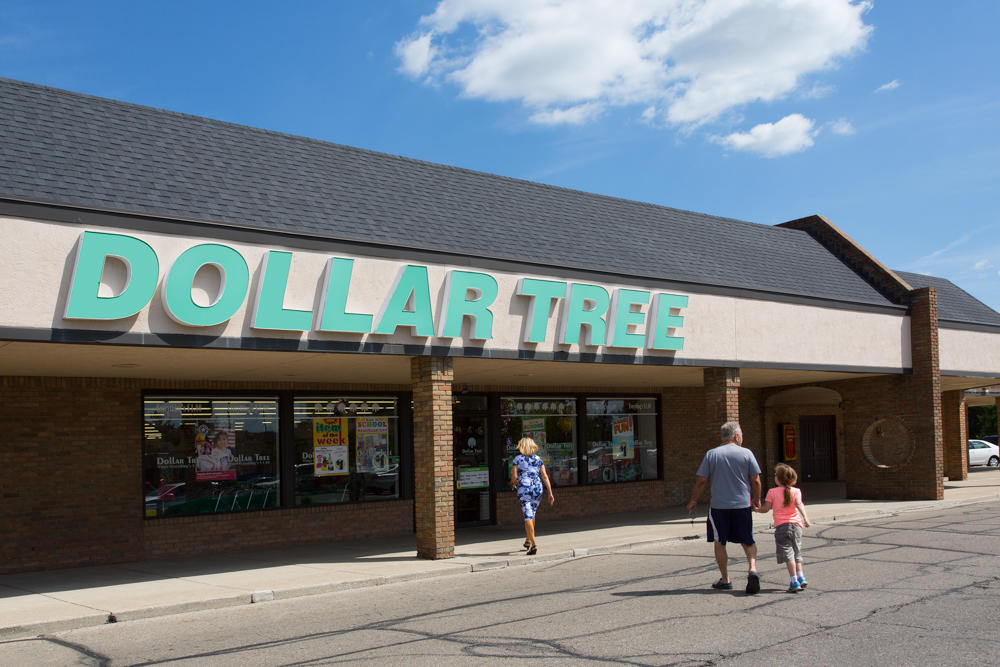 Dollar Tree at Crown Point Shopping Center Crown Point Columbus (610)215-7939
