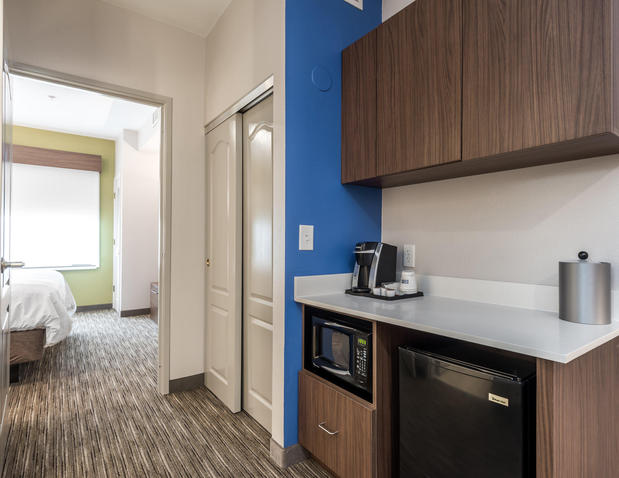 Images Holiday Inn Express & Suites Lagrange by IHG