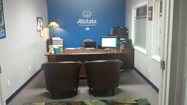 Images Melissa Crowdus: Allstate Insurance