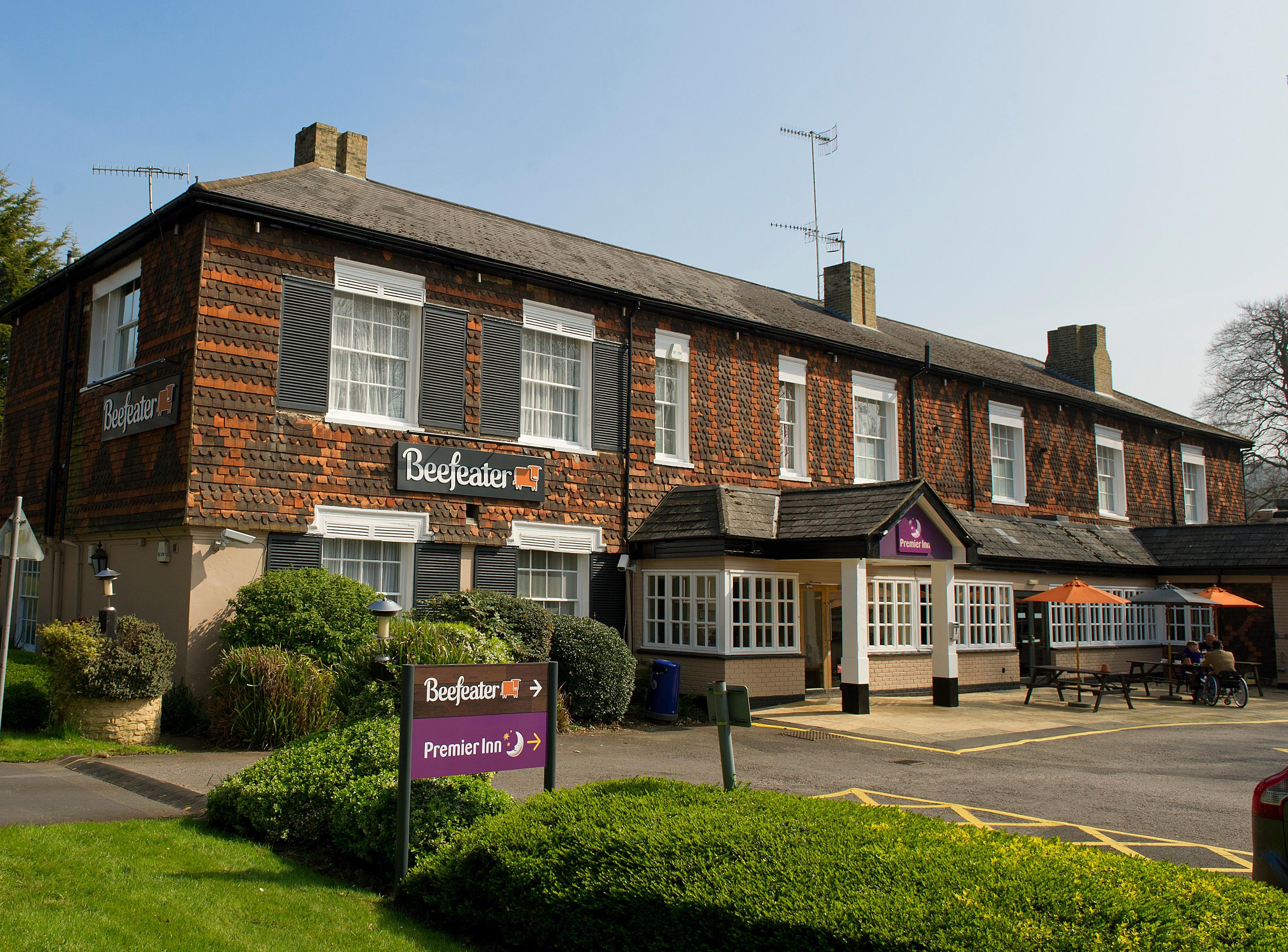 Images Premier Inn Godalming hotel