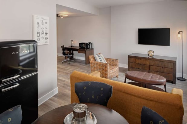 Images Watt Hotel Rahway, Tapestry Collection by Hilton