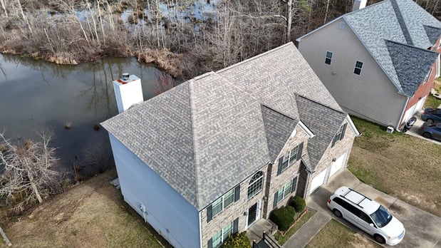 Images Valle's Roofing & Construction