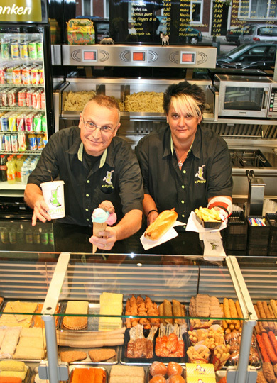 Cafetaria Van Putten - Fast Food Restaurant - Rotterdam - 010 481 5149 Netherlands | ShowMeLocal.com