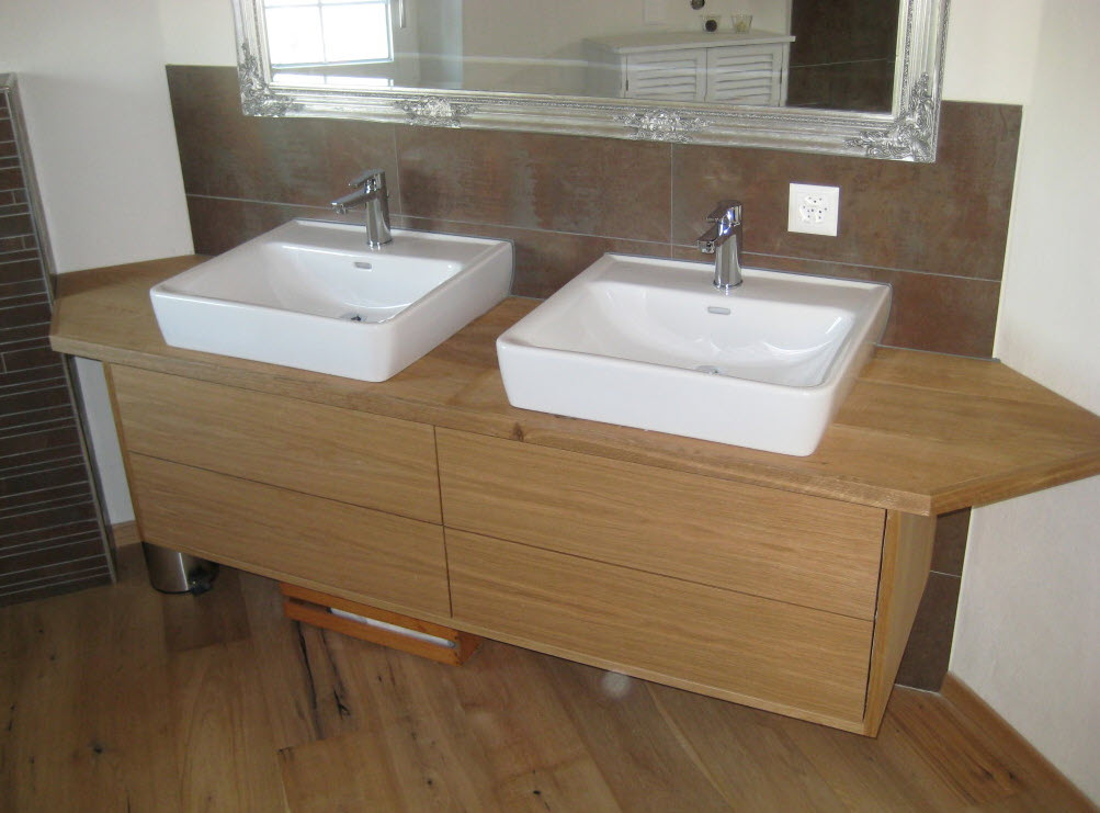 Schreinerei Paul Stricker GmbH, First 2466 in Grabs