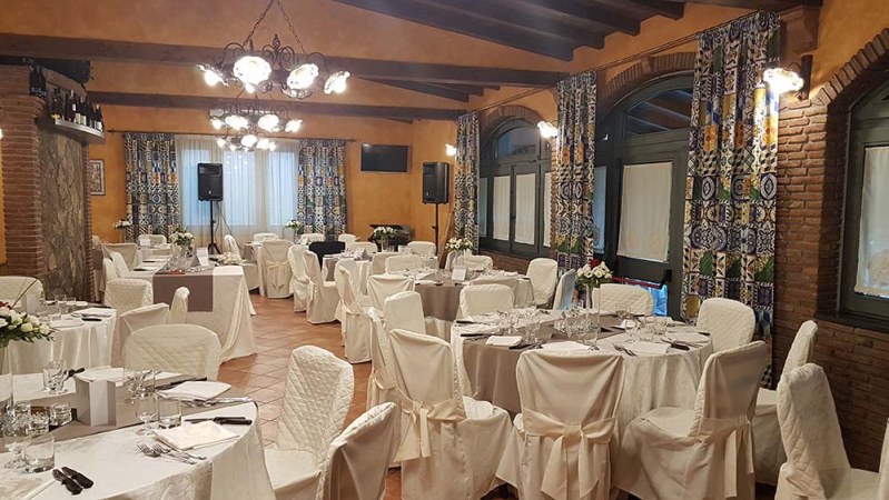 Images Al Castello a Maniace-Bar-Ristorante-Pizzeria-Piscina-Quad