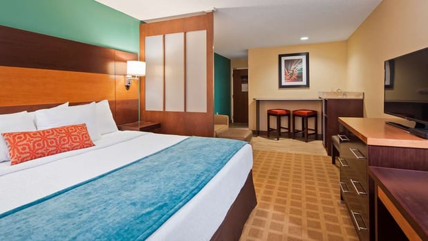 Images Best Western Plus Harrisburg Mechanicsburg