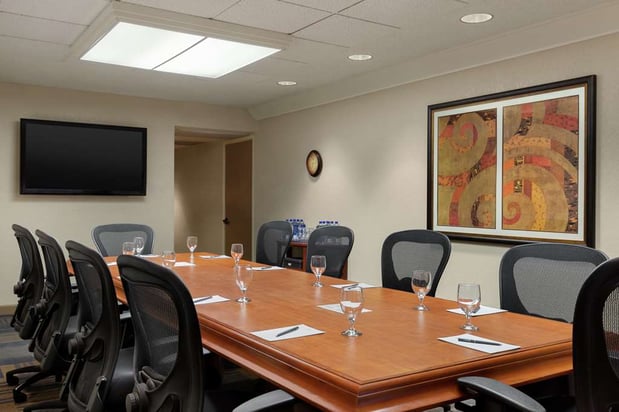 Images Embassy Suites by Hilton Phoenix Tempe