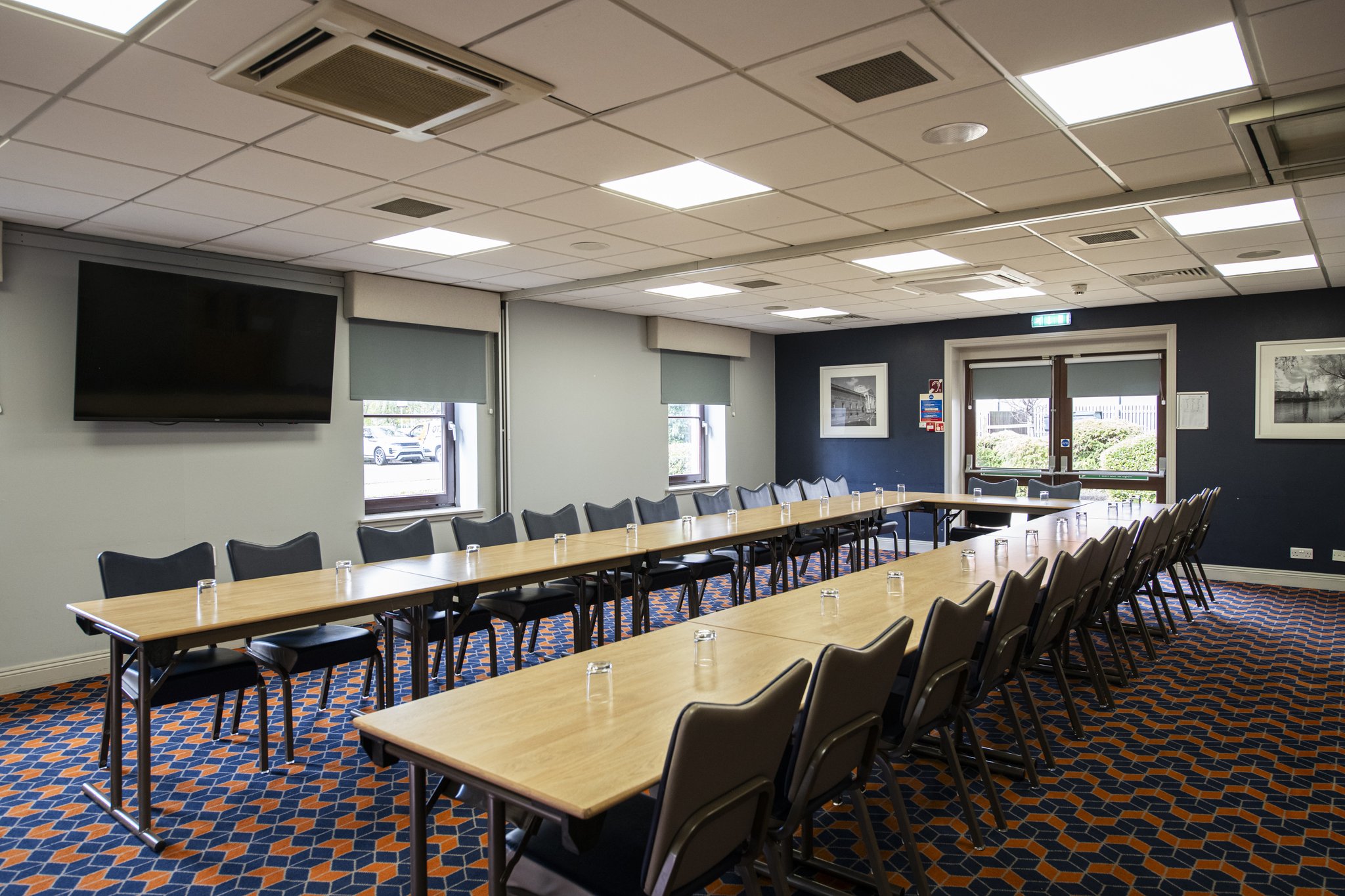 Images Holiday Inn Express Perth by IHG
