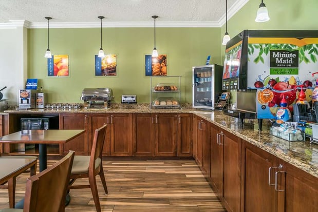 Images Best Western of Hartland