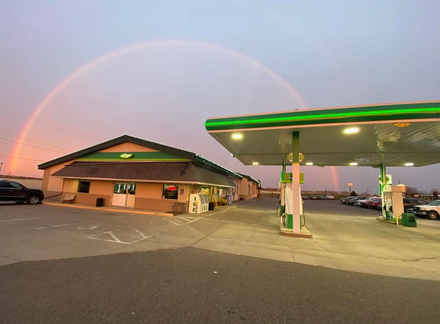 Images Don's Auto Service and Repair - BP Gas Station