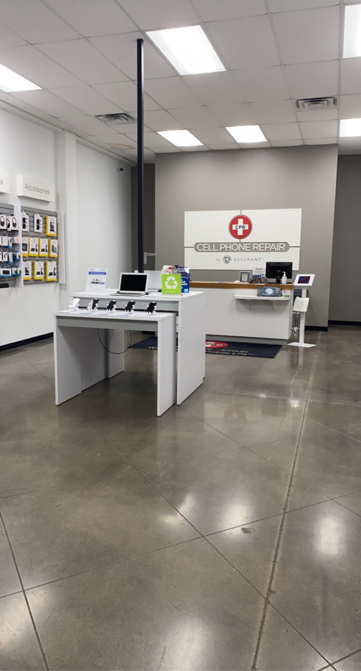 CPR Cell Phone Repair Rogers AR - store interior