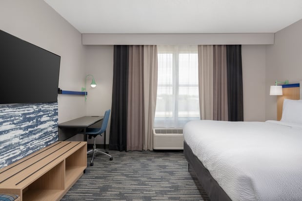 Images Garner Hotel Evansville East by IHG