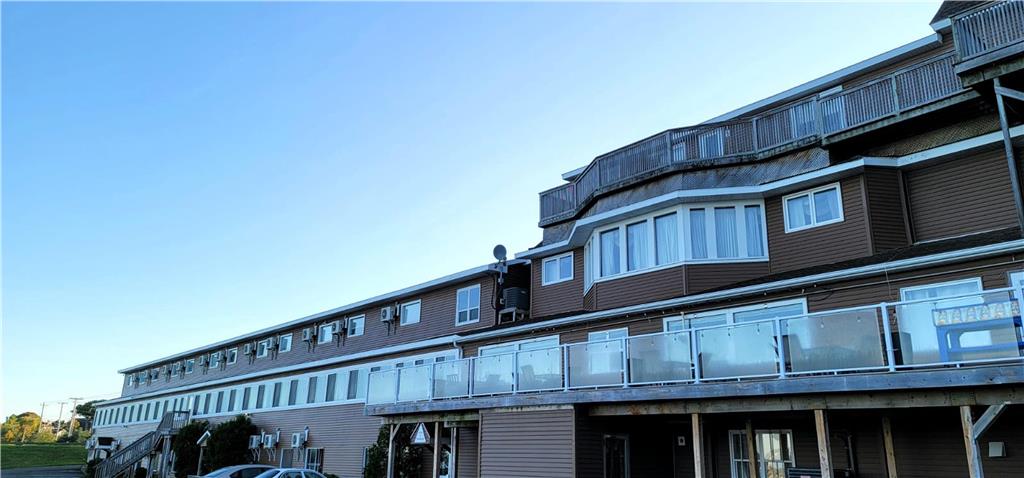 Images Harbourview Inn, SureStay Collection by Best Western