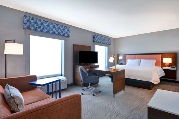Images Hampton Inn & Suites Clearwater/St. Petersburg-Ulmerton Road, FL