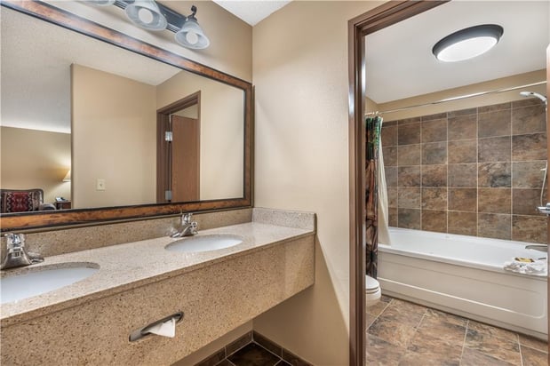 Images Best Western Plus Kelly Inn & Suites