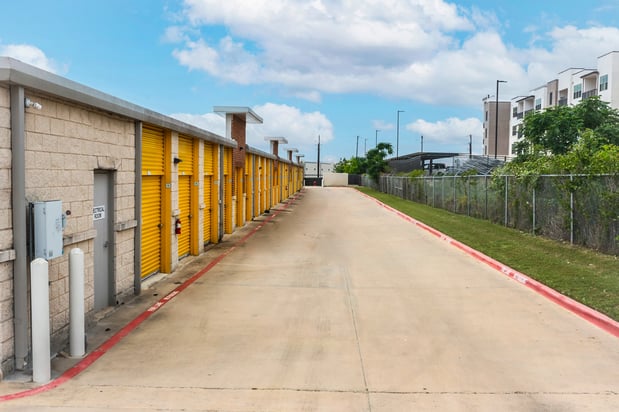 Images Storage King USA