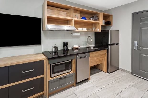 Images Candlewood Suites Harrisonburg by IHG