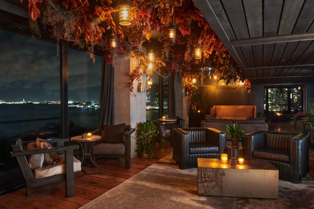 Images Harriet's Lounge