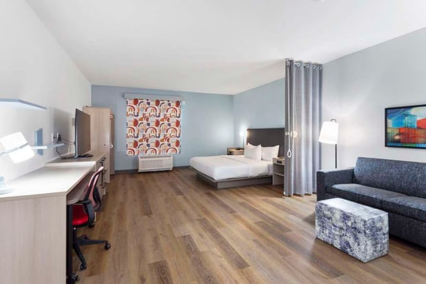 Images Home2 Suites by Hilton Lake Jackson