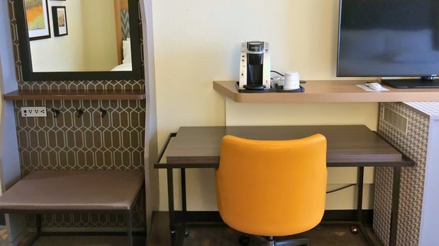Images Holiday Inn Asheville East-Blue Ridge Pkwy by IHG