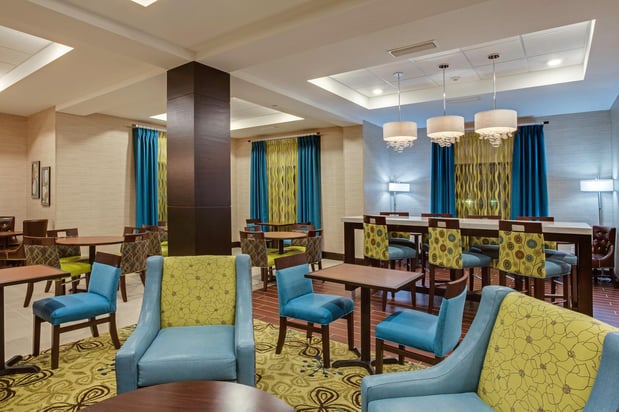 Images Holiday Inn Express & Suites Orlando East-Ucf Area by IHG