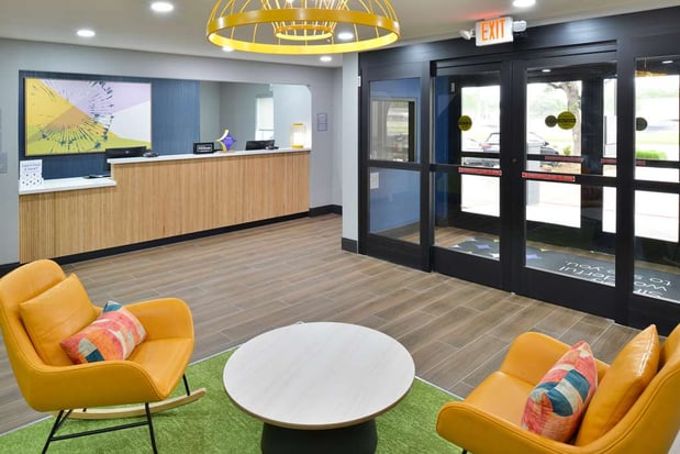 Images Spark by Hilton Dallas Medical District Love Field