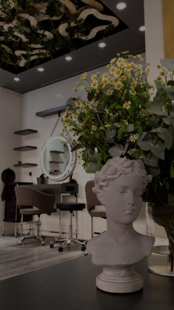 Ambiente HAARSTUDIO SH KG, Baumgartnerstraße 1 in Kufstein