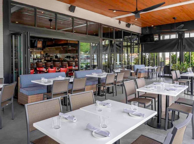 Images Burtons Grill & Bar