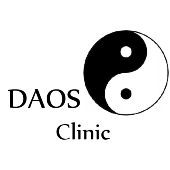 DAOS CLINIC Logo