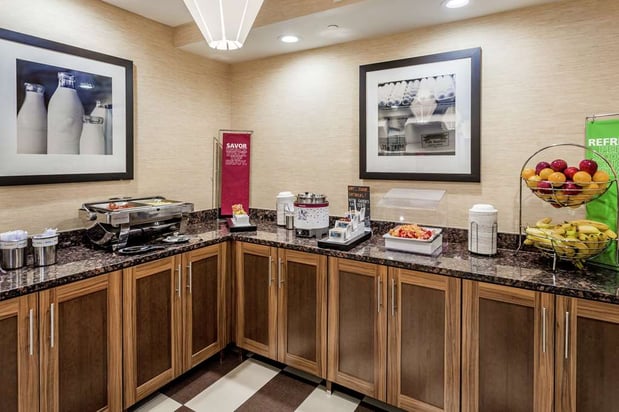 Images Hampton Inn Milwaukee-Airport