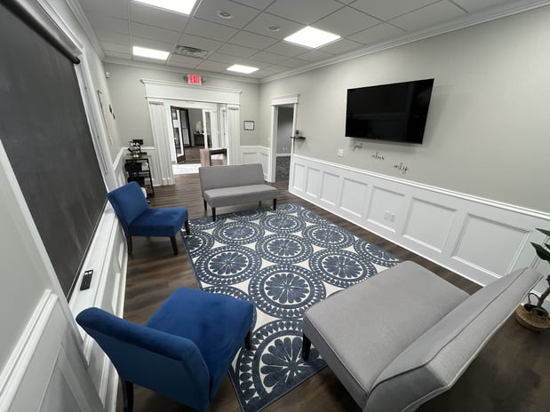 Images Iris Wellness Group