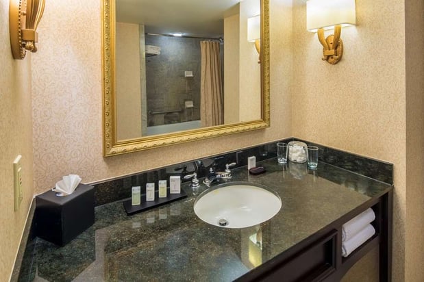 Images Embassy Suites by Hilton Portland Downtown