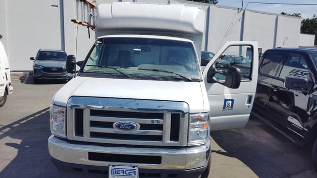 Images Skyview Auto Glass Ferndale