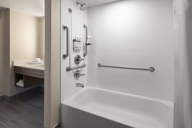 Images Holiday Inn Express Augusta Downtown by IHG