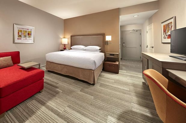Images Hampton Inn Long Beach Airport