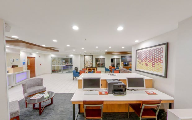 Images Holiday Inn Express Fort Wayne-East (New Haven) by IHG