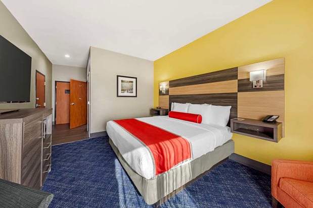 Images Best Western Plus Midwest City Inn & Suites