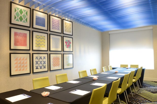 Images Holiday Inn Express & Suites Franklin - Berry Farms by IHG