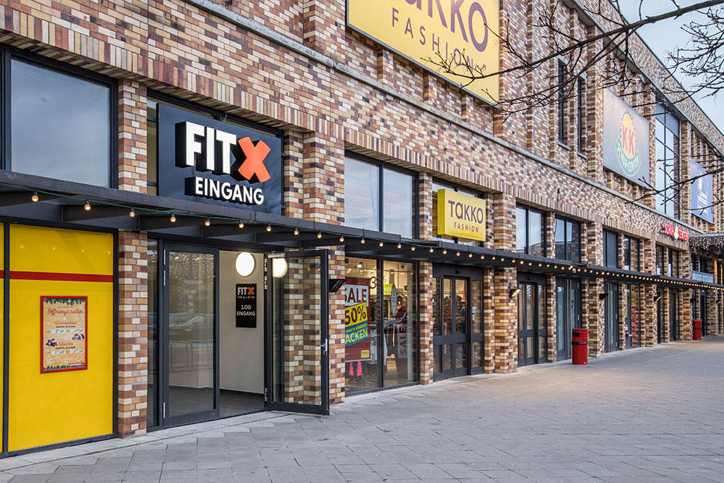FitX Fitnessstudio, Weißenhöher Straße 88/108 in Berlin