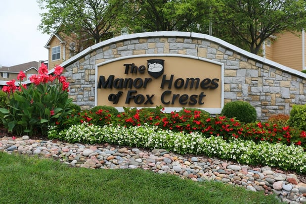 Images Manor Homes of Fox Crest