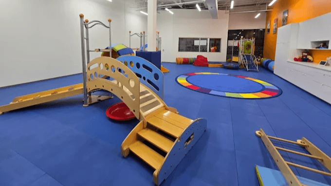 Come inside and discover a place created especially for young children and the people who care for them. Our children classes in The Woodlands make it easy to add purposeful play, learning, and quality family time to your week.