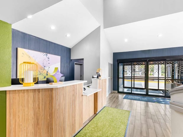 Images Spark by Hilton Augusta